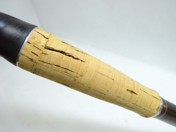 デストロイヤートマホーク F4-70GT3 紫竜